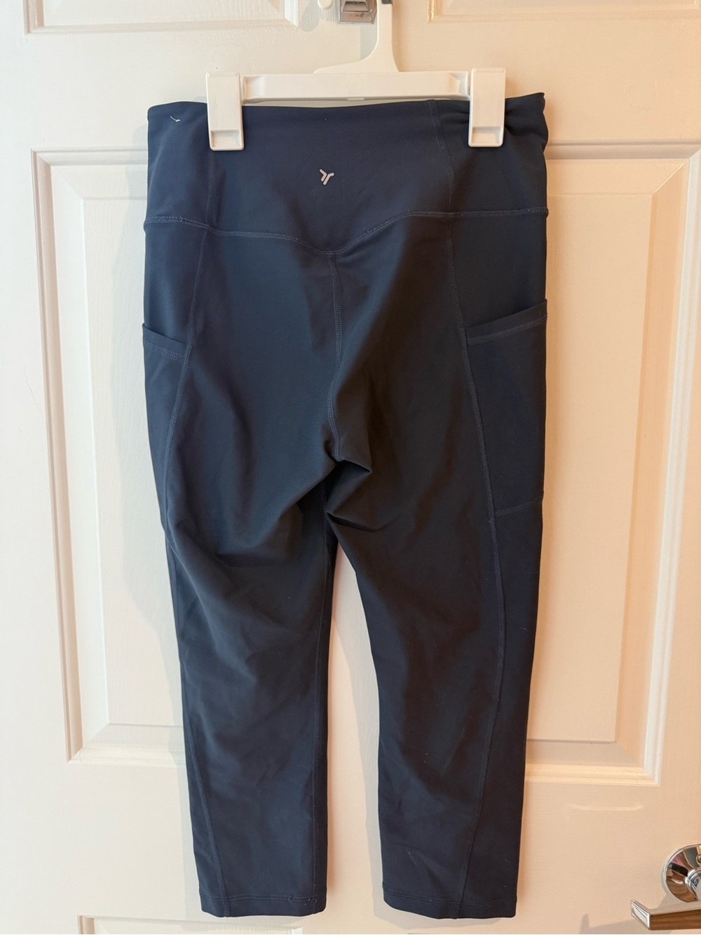 Old Navy dark blue Capri Leggings with Side Pockets